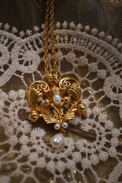 Vintage Gold Filigree Necklace