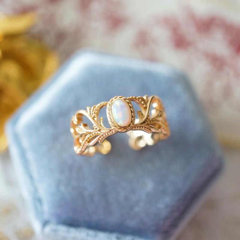 RosyCozy Exquisite Vintage Opal Filigree Ring with intricate gold-plated design