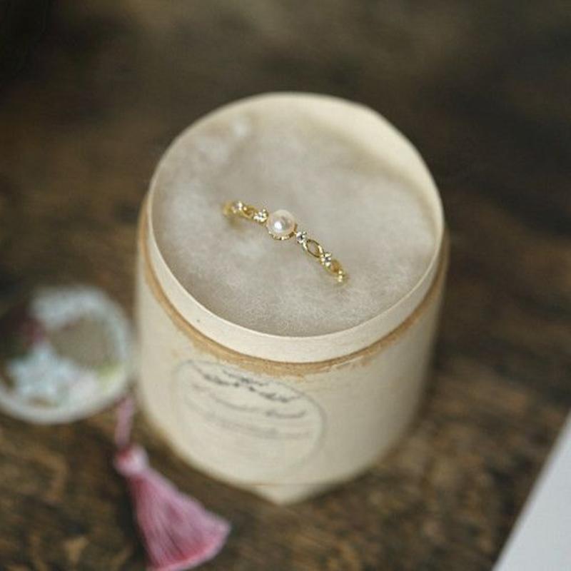 Paris Pearl Ring