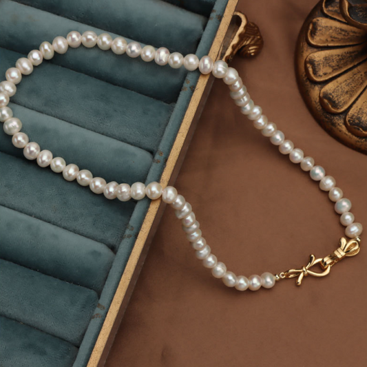 Pearl Necklace with Bow Clasp